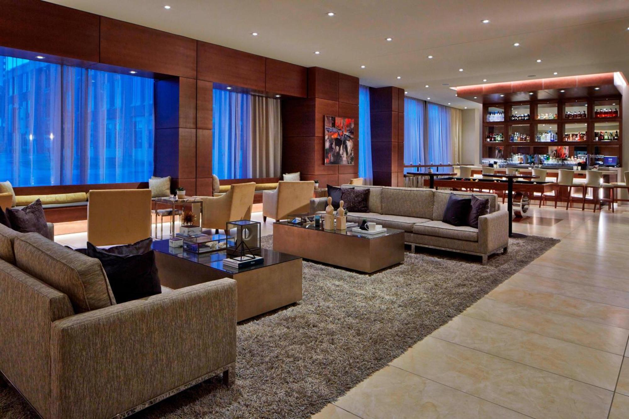Ac Hotel By Marriott Des Moines East Village Екстериор снимка