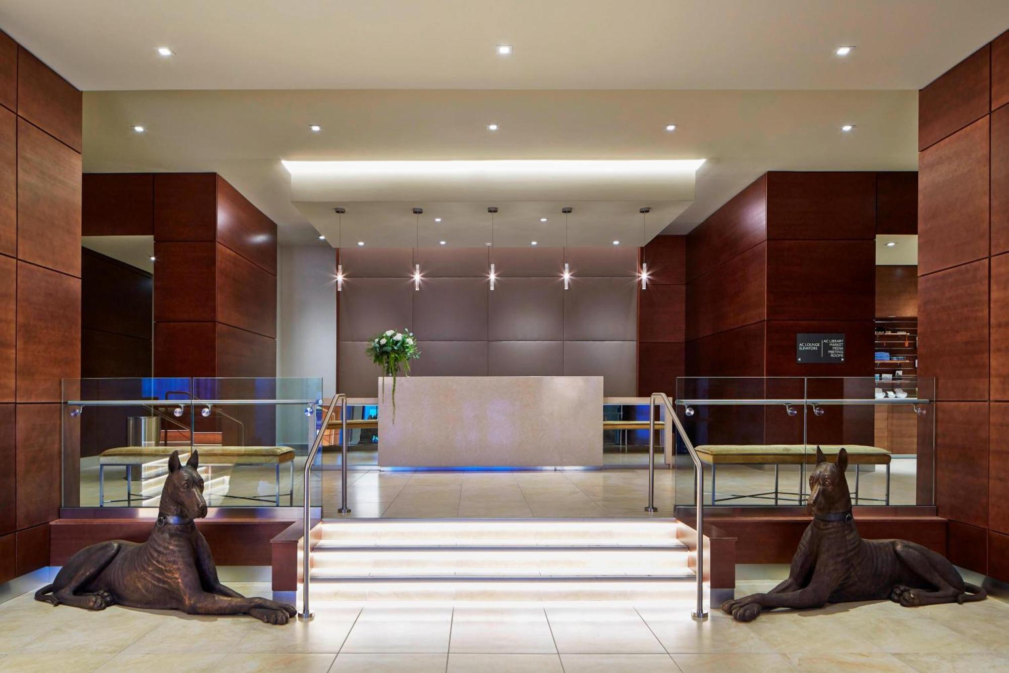 Ac Hotel By Marriott Des Moines East Village Екстериор снимка